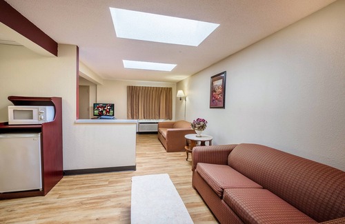 Vernon Hotel | Red Roof Inn Hartford - Vernon