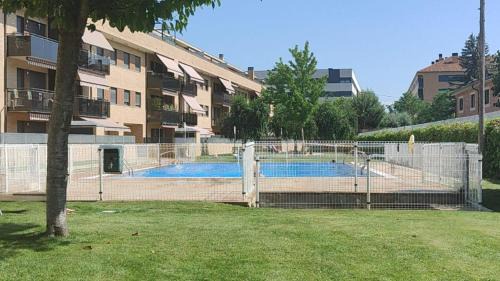 Haro Apartment | Red Wine Haro, piscina y parking