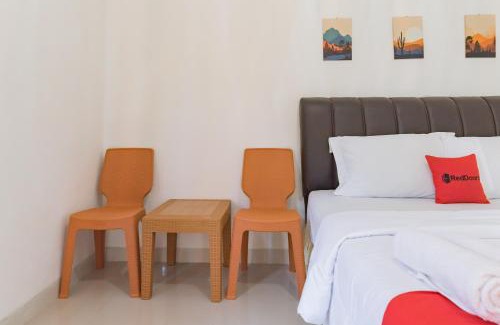 Ciwaru Hotel | RedDoorz near Ciletuh Sukabumi