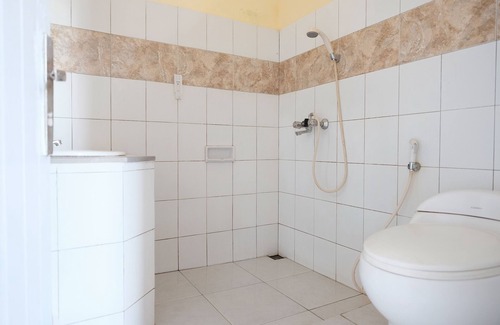 Bangko Hotel | RedDoorz near RSUD Kolonel Abundjani Bangko