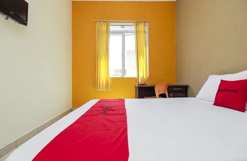 Manado Hotel | RedDoorz near RSUP Prof. Kandou Manado