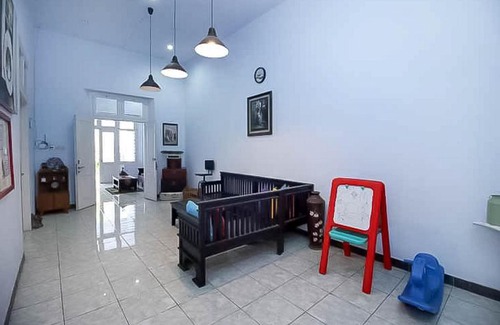 Lawang House | RedDoorz Near Stasiun Lawang