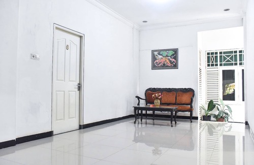 Marusu House | RedDoorz near Sultan Hasanuddin Airport 2