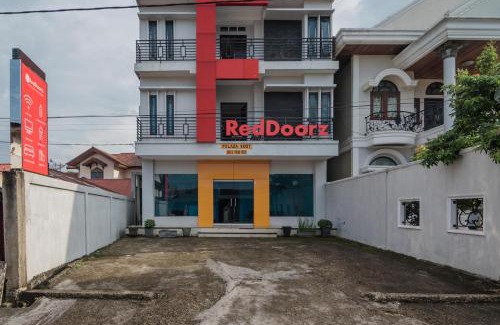 Jambi House | RedDoorz Syariah near Jamtos Jambi