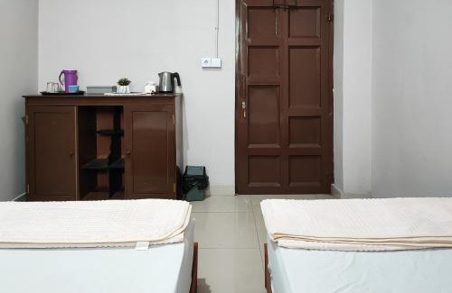 Sumatra House | RedDoorz Syariah Near Tugu Macan Kayu Aro