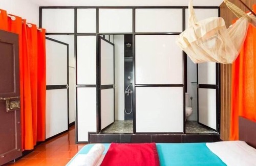 Thamaraparambu Hotel | Reds Residency - Homestay