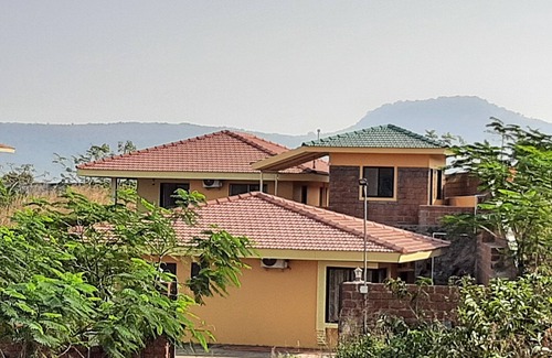 Mhsala House | Redstone Hills, Karle, Diveagar