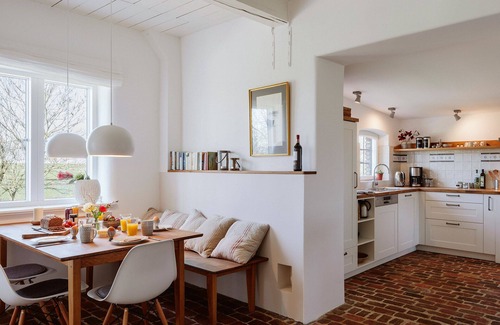 Uelvesbull House | Reetdachhaus Huus Uelvesbüll - Holiday apartment west