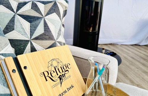 Central Alberta House | Refuge Bay Aer XL Dome - Luxury Off Grid Escape