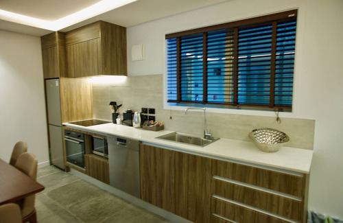 Fenton Street Hotel | Regal Palms Resort