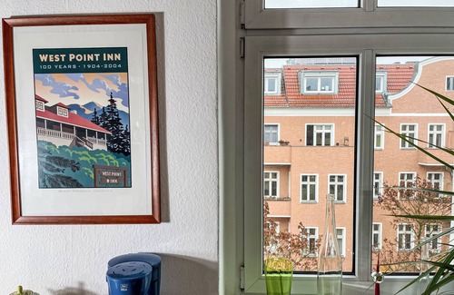 Prenzlauer Berg Apartment | Regenbogen by Interhome