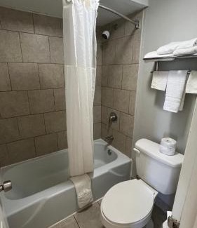 Chickasha Hotel | Regency Inn