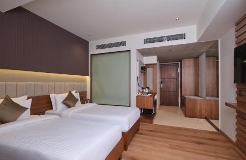 Thaltej Hotel | Regenta Place Ahmedabad