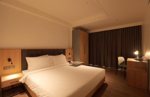 Surat Hotel | Regenta - The World Surat