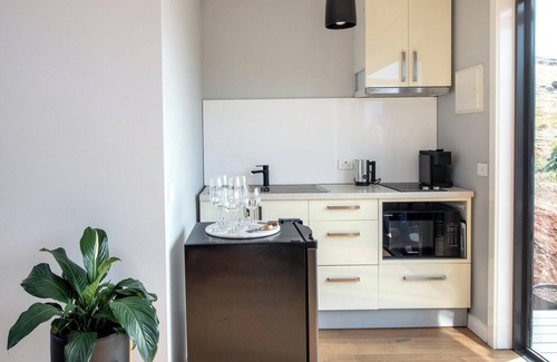 Ravenswood House | Relax and rejuvenate around beautiful countryside and meet our friendly alpacas