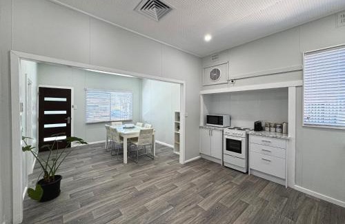 Broken Hill House | Relax At Gossan