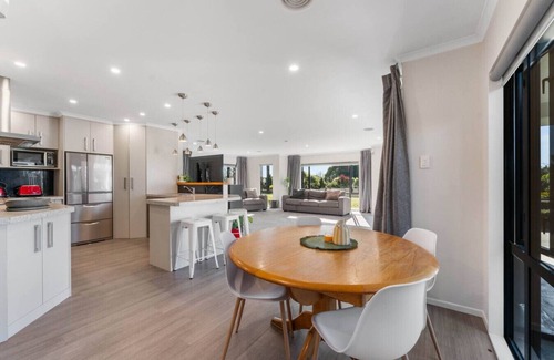 Turangi House | Relax Countryside - Wheelchair access