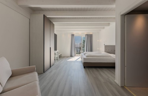 Limone sul Garda Hotel | Relax Hotel La Gardenia & Villa Oleandra
