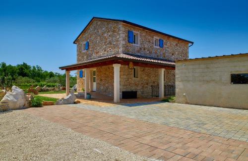 Stifanici Villa | Relax house surrounded by olives and vineyard