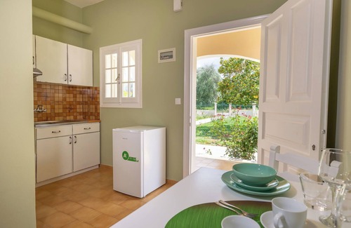 Roda Apartment | Relax Studios KARMA - ground floor studio