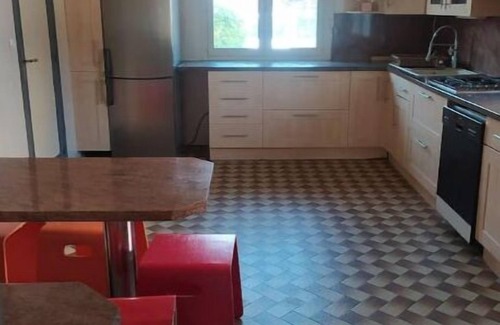 Briare House | Relaxation, jacuzzi sauna billiards private swimming pool