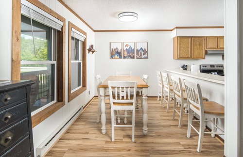 Banner Elk Condo | Relaxing Getaway at Pinnacle Inn Escape