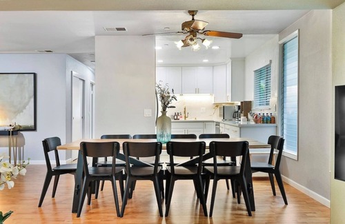 Linda Mar House | Relaxing & Peaceful 6BR Home w/HotTub/Game/Funtime