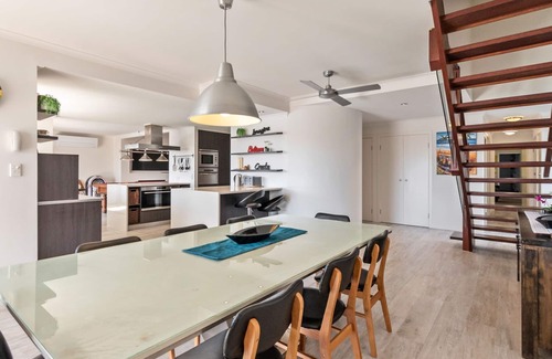Mooloolaba House | Remarkable Six Bedroom Waterfront Home! Perfect for the extended family