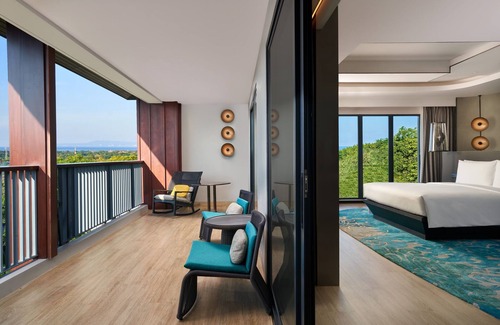 Kampial Hotel | Renaissance Bali Nusa Dua Resort