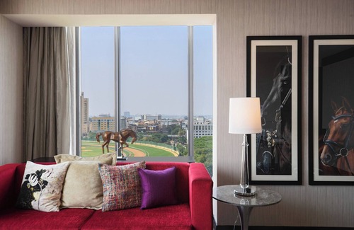 Gandhi Nagar Hotel | Renaissance Bengaluru Race Course Hotel