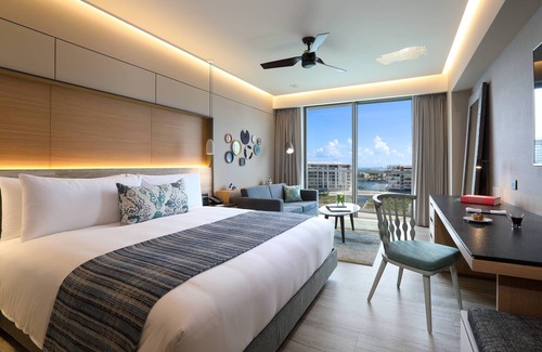 Zona Hotelera Hotel | Renaissance Cancun Resort & Marina