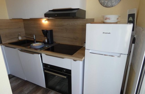 Notre-Dame-de-Monts Apartment | Renovated apartment, 2 bedrooms, balcony, parking, sea view