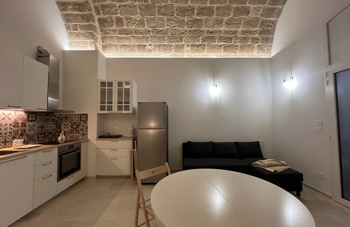 Giovinazzo House | Renovated historic pied-à-terre in downtown, suitable for couple or family