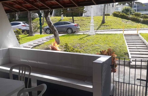 Piata House | Rent 3-bedroom village, beach front.