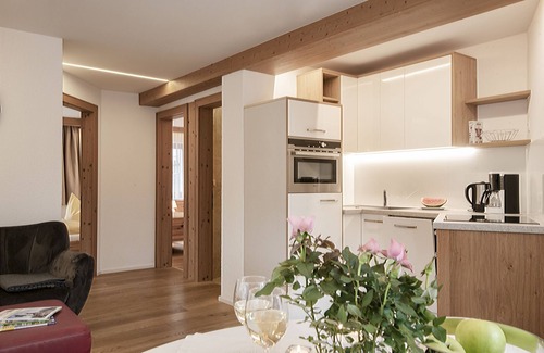 Virgen Apartment | Rental-Classic-Private Bathroom-Balcony-Dorfapartment