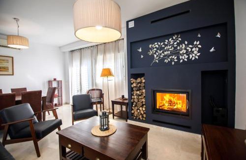 Almensilla House | RentalSevilla Brisa del Aljarafe con piscina climatizada a 15 minutos de Sevilla