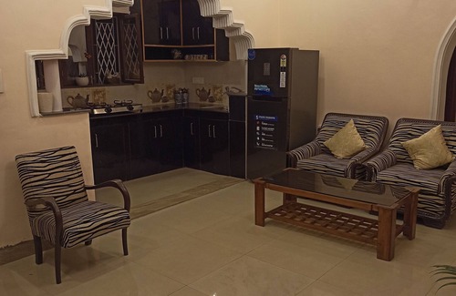 Dehradun House | Repose in the Himalayan Range of Exotic India!