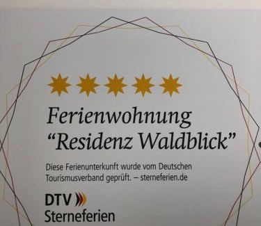 Wachenheim an der Weinstrasse Apartment | Residenz Waldblick 5 STERNE Penthouse-Ferienwohnung Klassifizierung DTV