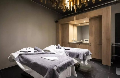 Lanslevillard Apartment | Residence Les Balcons de Val Cenis Platinium * - 6 Room Apartment 10/12 People