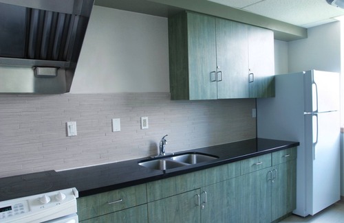 Oakville Apartment | Residence & Conference Centre - Oakville