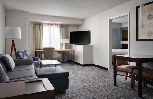 East Paris Hotel | Residence Inn by Marriott Grand Rapids Airport
