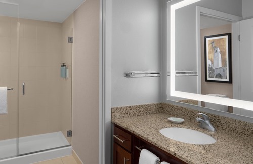 Downtown Burbank Hotel | Residence Inn by Marriott Los Angeles Burbank Downtown