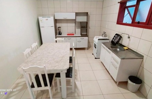 Torres Apartment | Residencial família Milani 100 metros do mar Torres