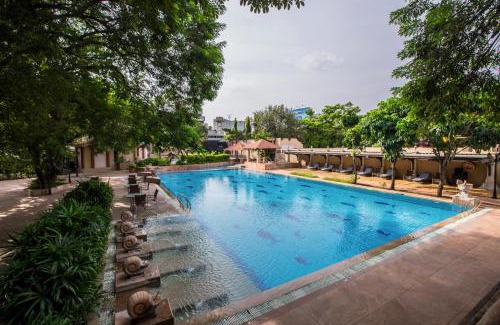 Central Pune Hotel | Residency Club