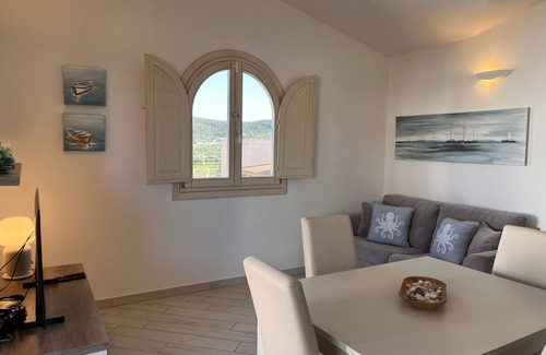 Limpiddu Apartment | Residenza Limpiddu with Swimming Pool and Panoramic View - Recent, All Amenities