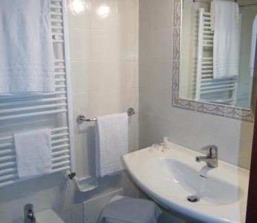 Ponsacco Hotel | Resort Casale Le Torri