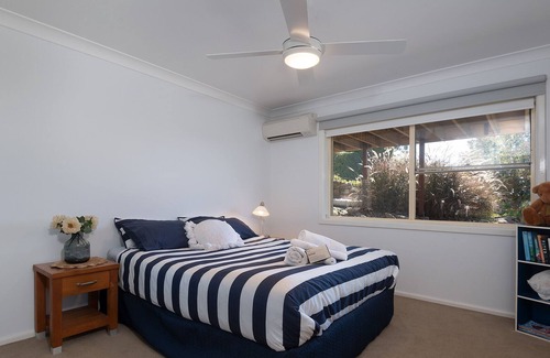 Belrose House | Resort style entertainer