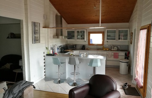 Marennes House | Rest assured in a charming wooden house .