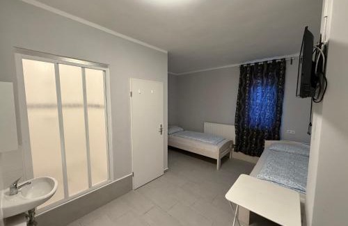 Hamm House | Rest Best L97