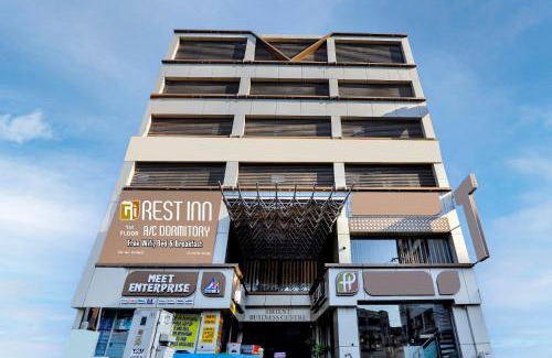 Sayajiganj Hotel | Rest Inn Dormitory